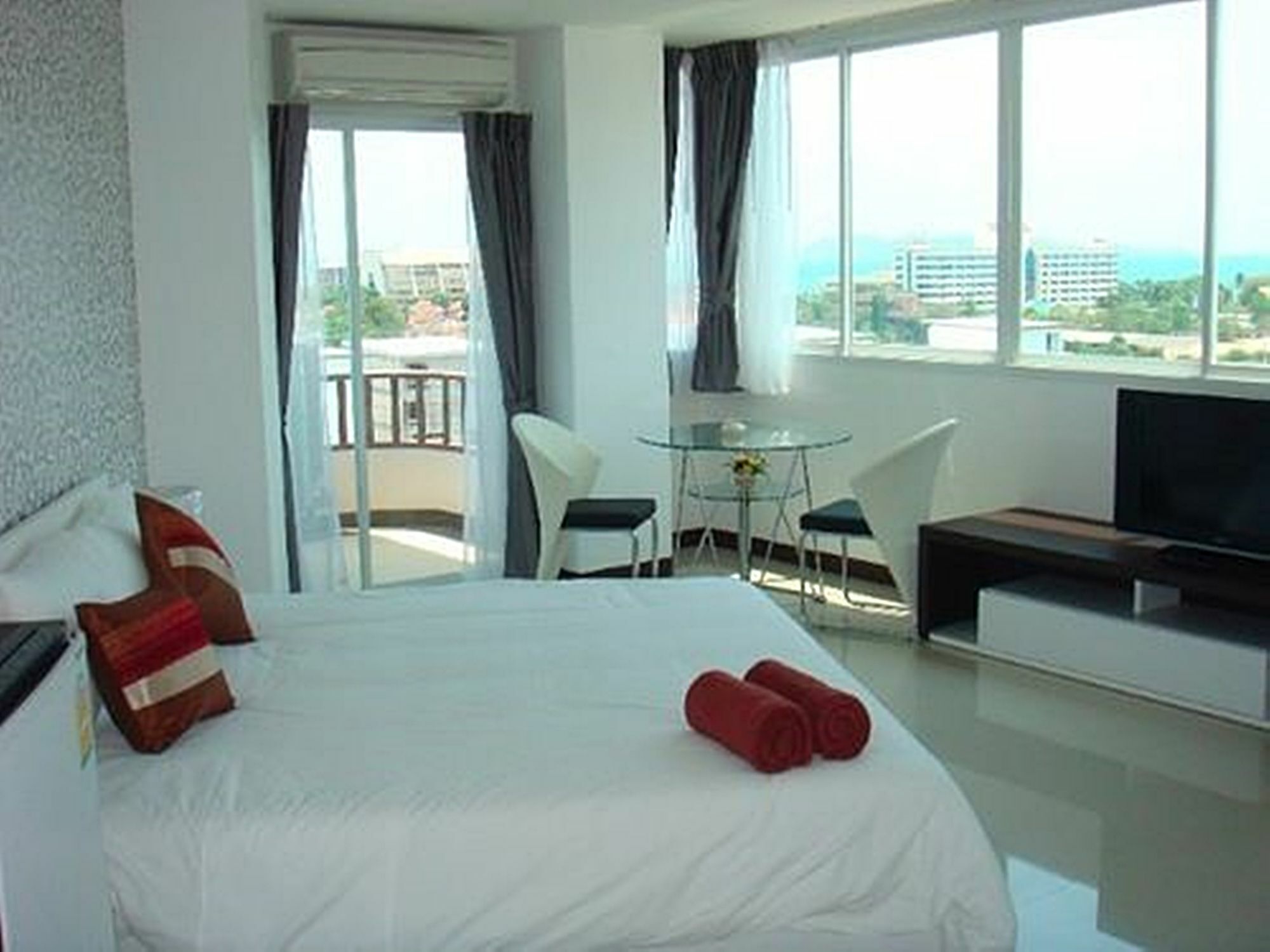 Grand Residence Jomtien Kültér fotó